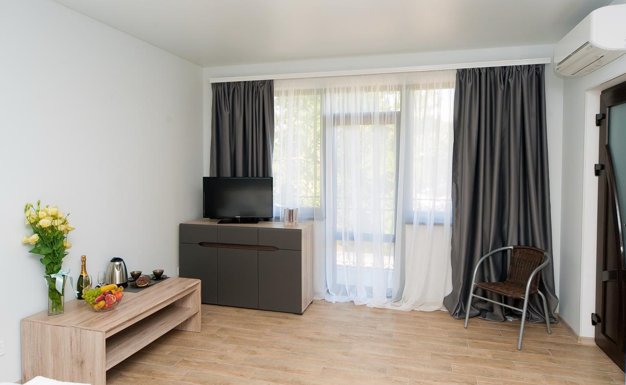 Hotel Fusion Odessa Ngoại thất bức ảnh