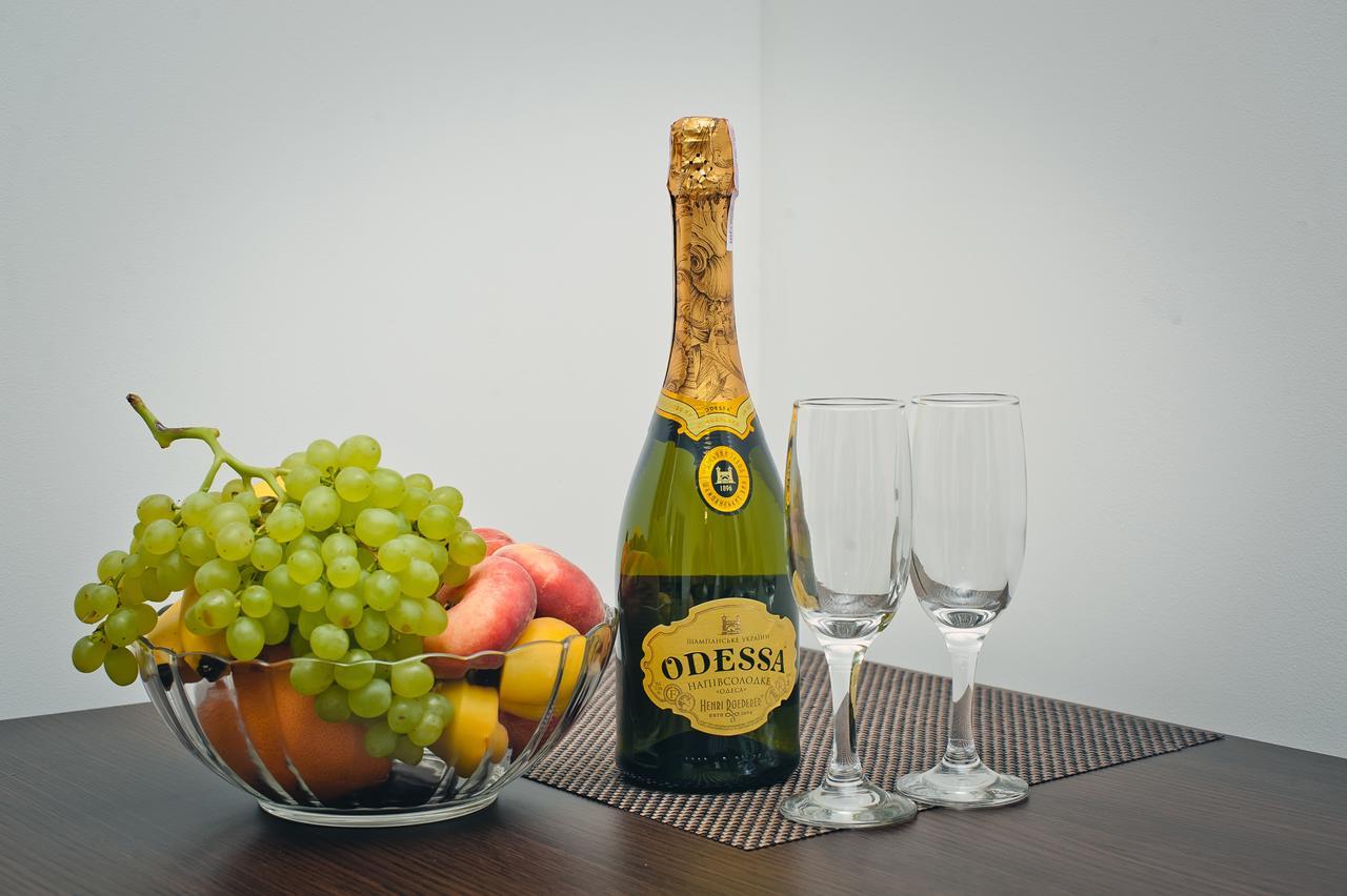 Hotel Fusion Odessa Ngoại thất bức ảnh