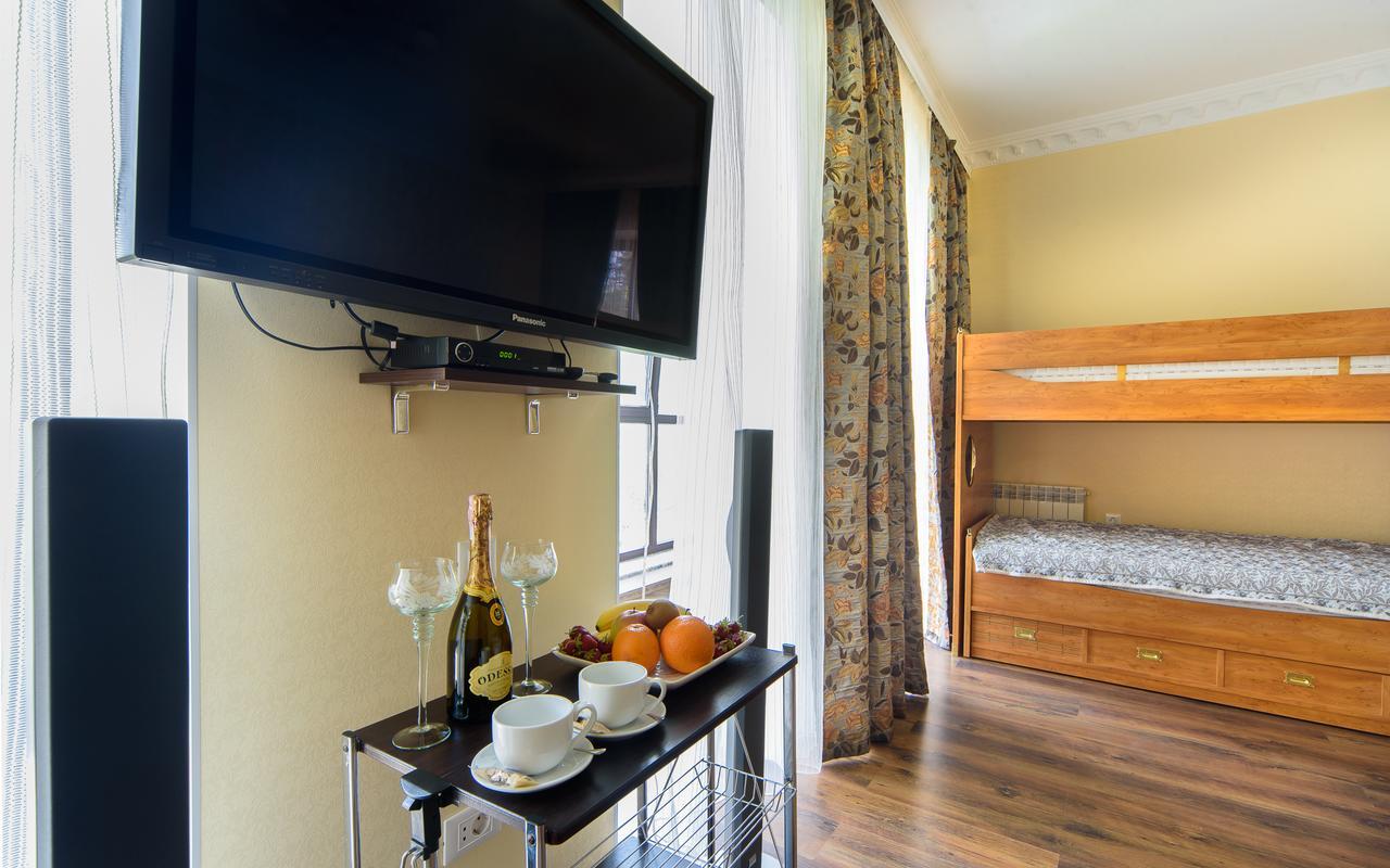 Hotel Fusion Odessa Ngoại thất bức ảnh