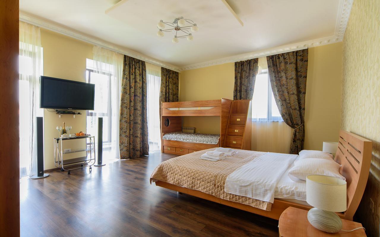 Hotel Fusion Odessa Ngoại thất bức ảnh
