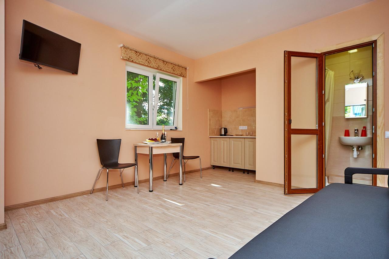 Hotel Fusion Odessa Ngoại thất bức ảnh